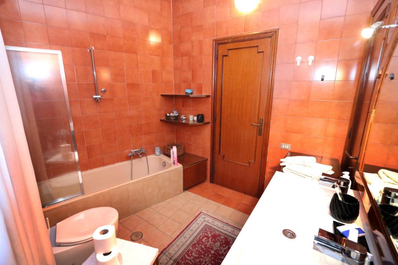 Bari Suite Apartment Barone 12 Free Parking Exteriör bild